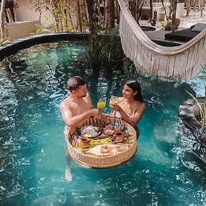 The Yellow Nest 5* Tulum